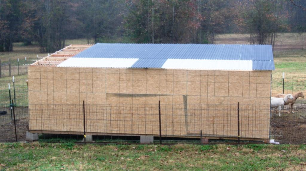 goat shack 2018-12-6.JPG