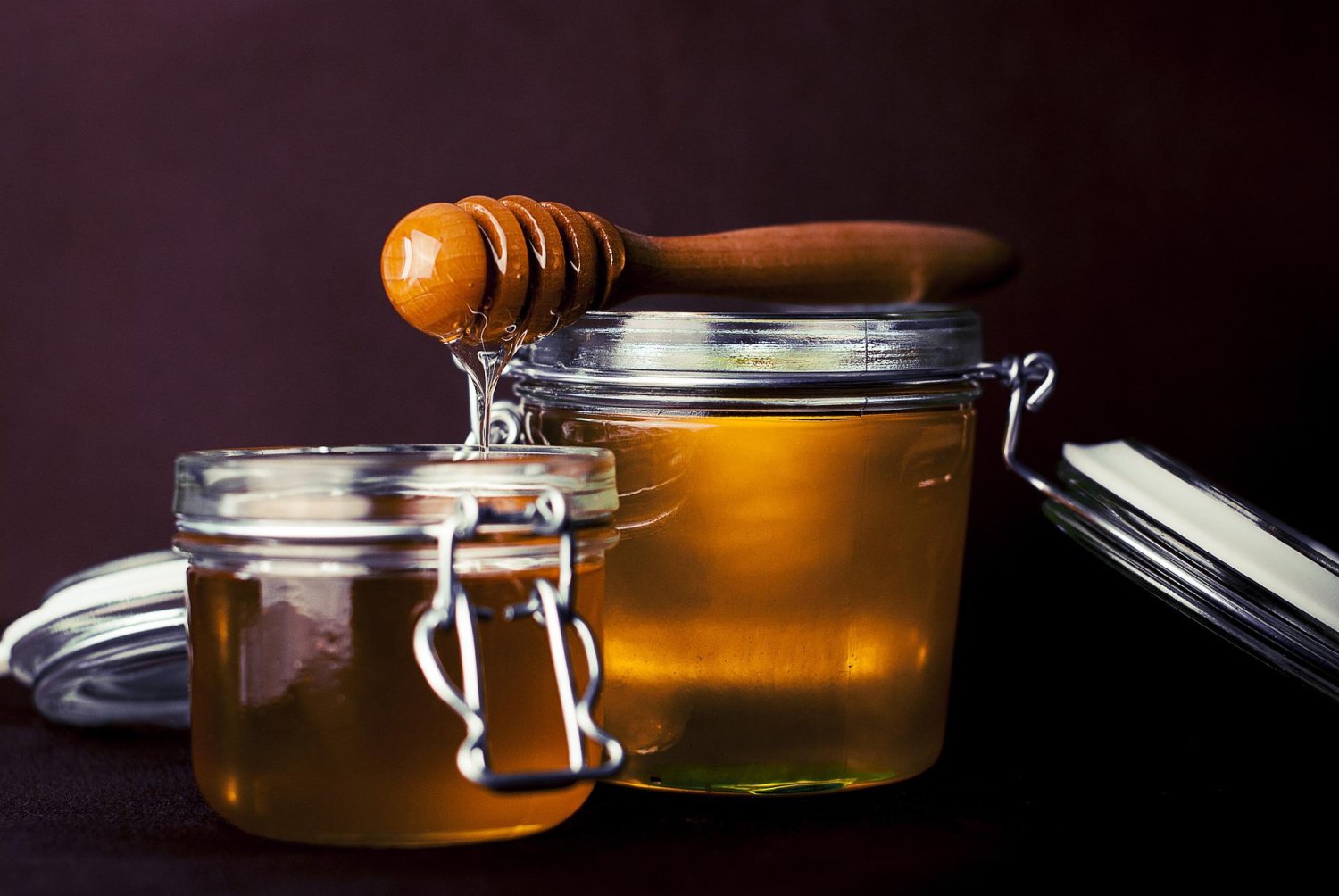 The Common Uses of Honey The Common Uses of Honey